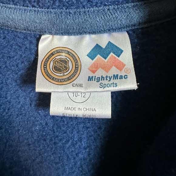 Toronto Maple Leafs Polar Fleece - Picture 3 of 7